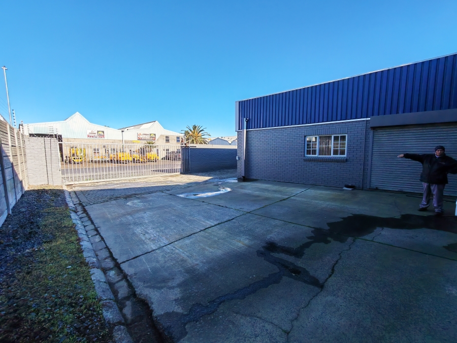 To Let Commercial Property for Rent in Brackenfell Industrial Western Cape
